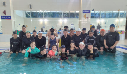 사본 -12.20(동부스포츠센터, 지역사회와 함께하는 더 건강한 겨울나기)사진.jpg