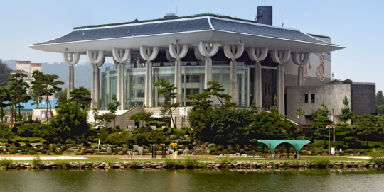 캡처 경남문화예술회관 전경1-7.PNG