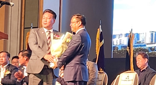 캡처 행사 감사패전달.PNG