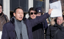 캡처 김덕근 회장 사진 4.PNG