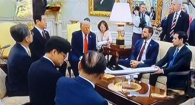 캡처 단체 이재명.트럼트 등 참모들 사진1.PNG