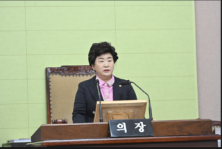 거제시의회 신금자 의장.PNG