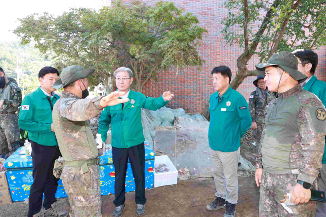 #2. 260413 보도사진1(지난 5월 30일 대의면 수해 현장 점검).jpg