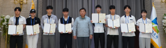 캡처 장학금 전달1.PNG