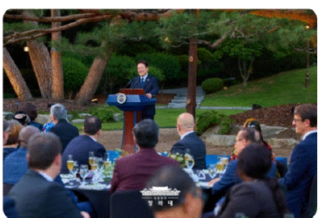 WNGKSDHLRY주한외교.gif